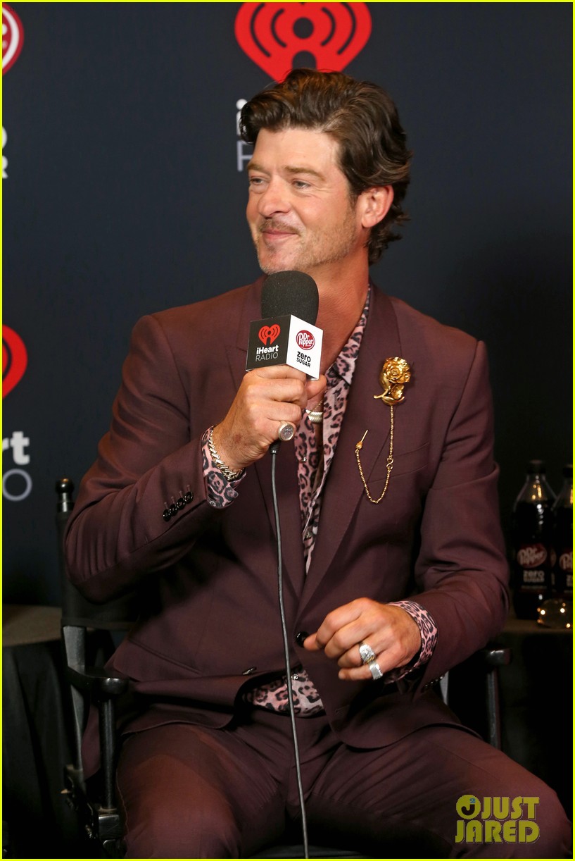 Robin Thicke Brought His Son Julian to the iHeartRadio Music Awards