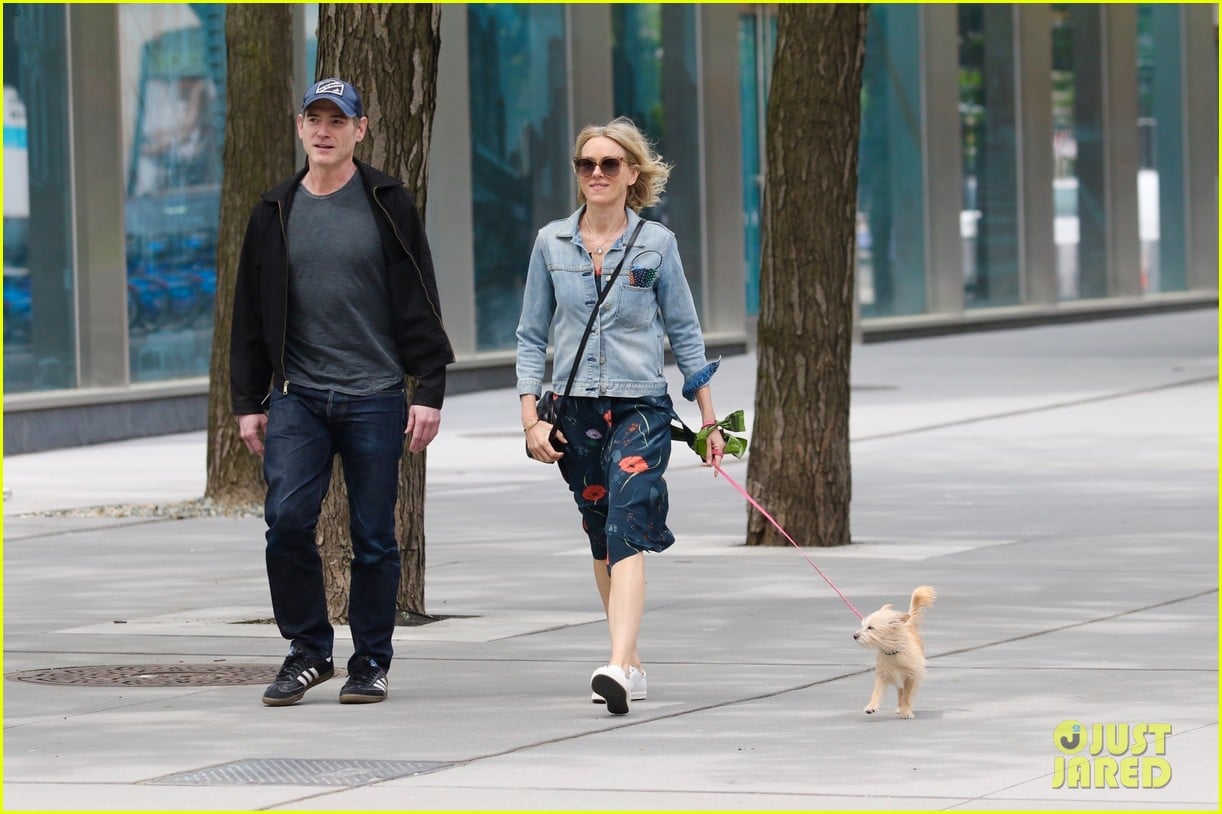 Photo: naomi watts billy crudup walk around nyc 01 | Photo 4556547