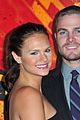 stephen amell wife airplane 01
