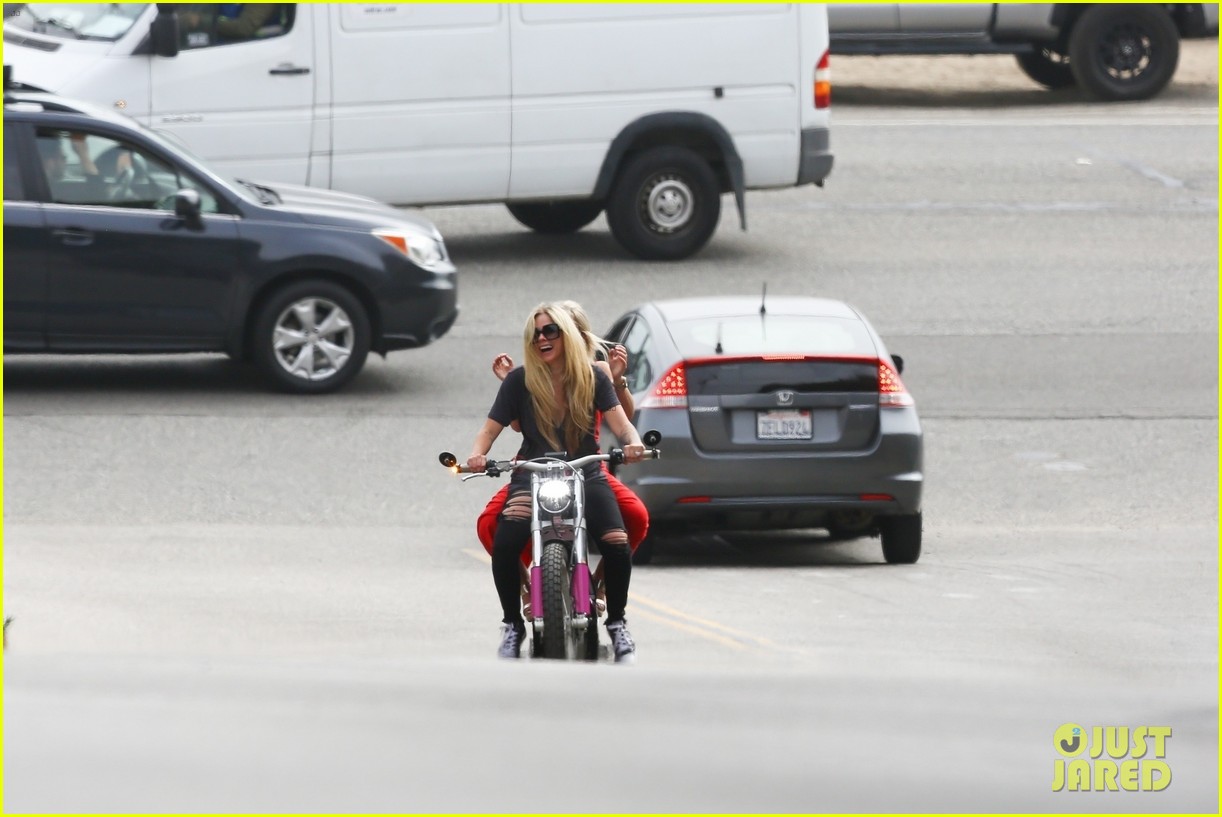Photo: avril lavigne motorcycle ride friend memorial day 10 | Photo