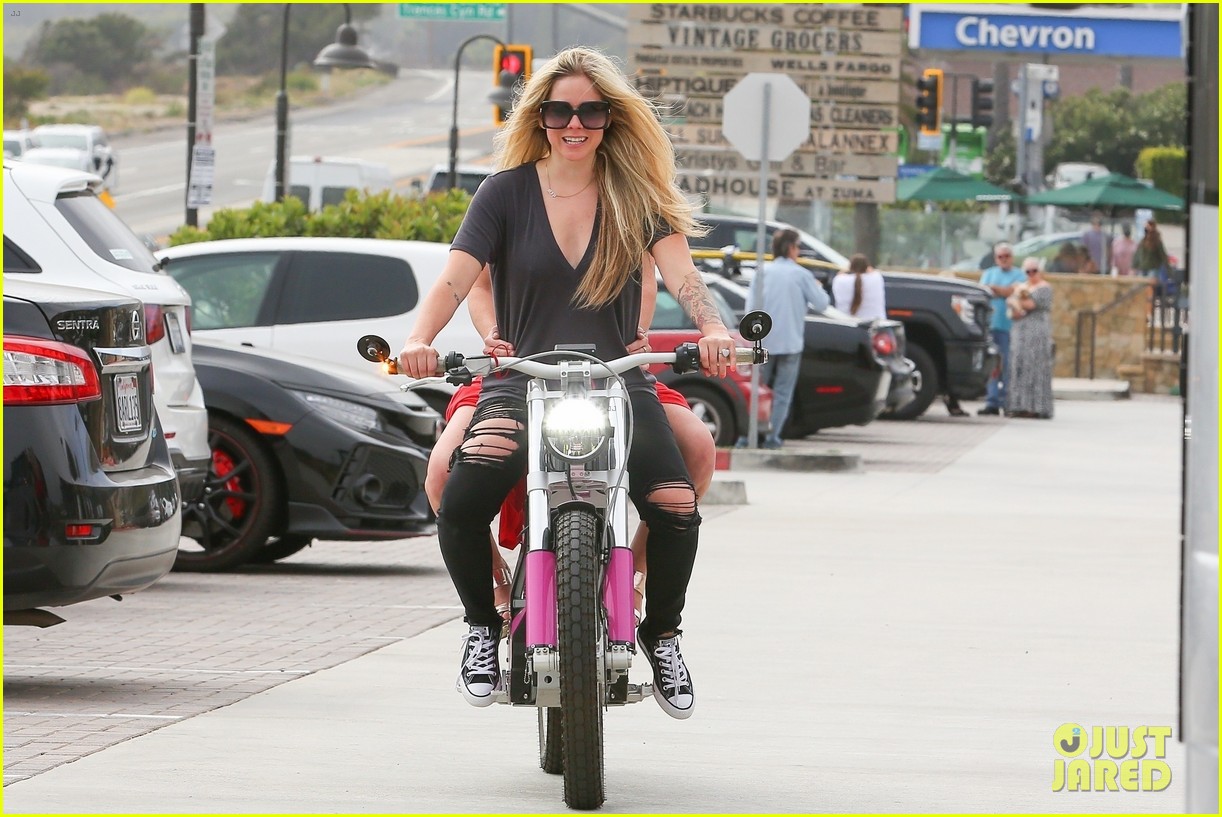 Photo: avril lavigne motorcycle ride friend memorial day 28 | Photo