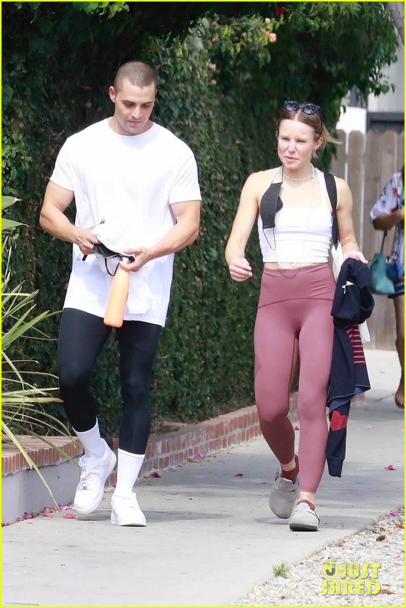 kristen bell benjamin levy aguilar hit up the gym again 034572215