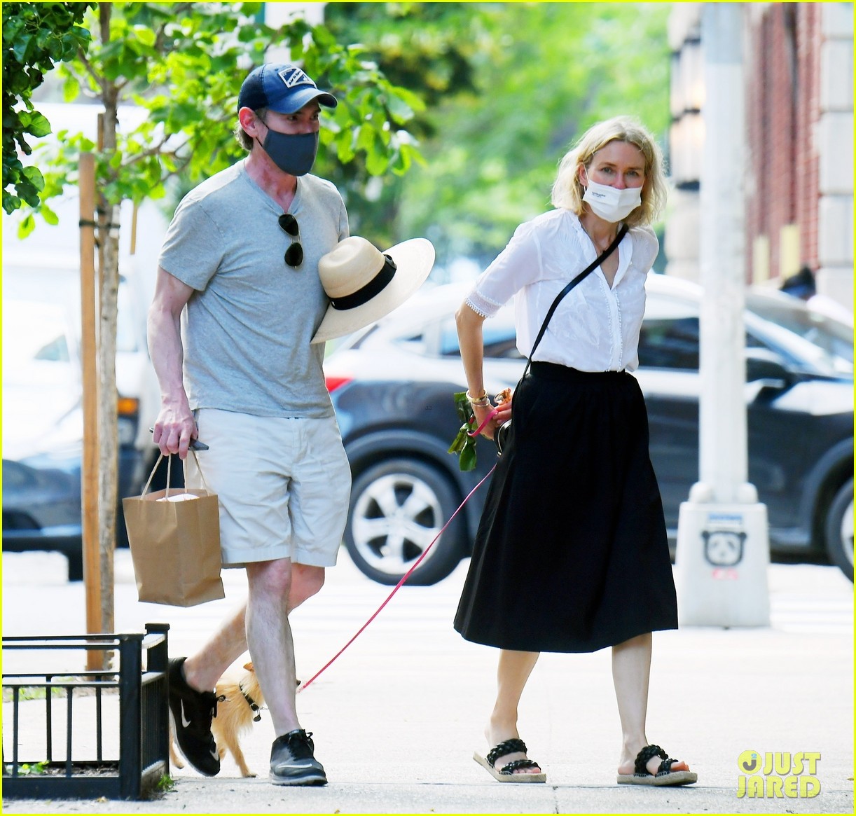 Billy Crudup & Naomi Watts Spotted Running Errands Together in New York