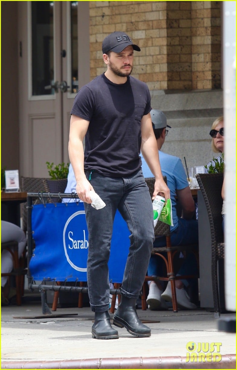 kit harington spotted in nyc 034562853