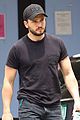 kit harington spotted in nyc 04