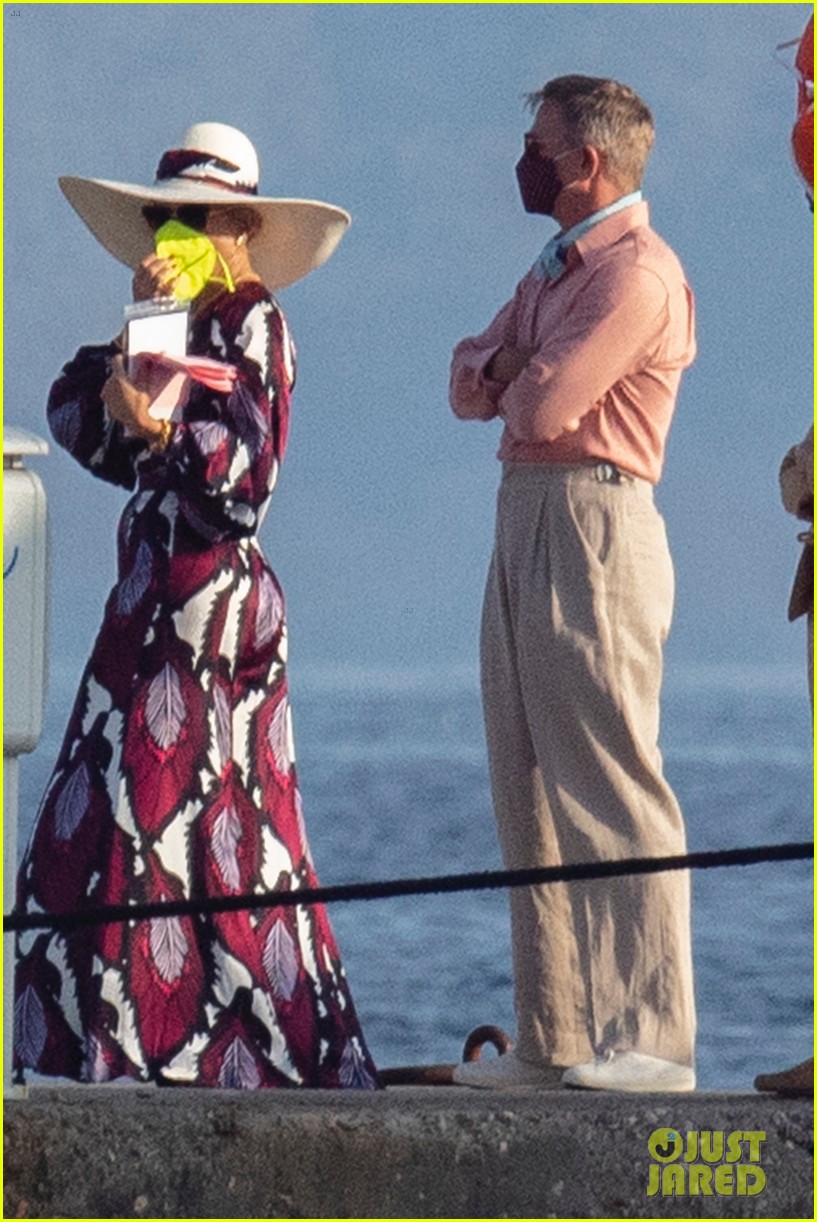 Daniel Craig Hugs Dave Bautista on 'Knives Out 2' Set with Kate Hudson