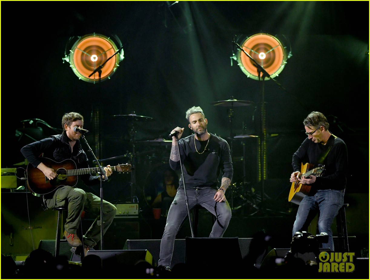 Maroon 5 Set to Embark on North American Tour See the Dates! Photo