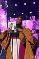 queen latifah honored lifetime achievement at bet awards 05