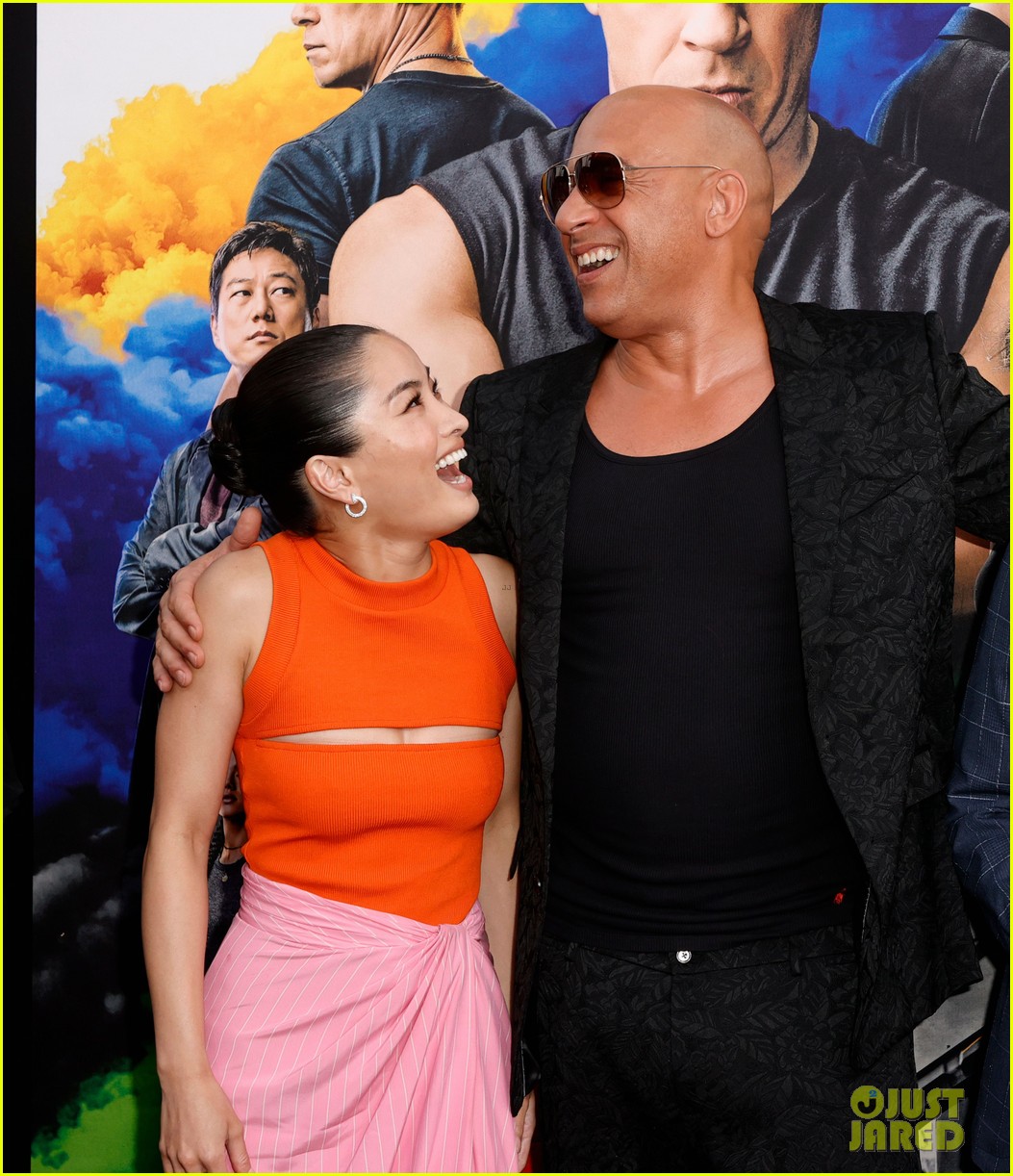 Photo: vin diesel jordana brewster f9 cast la premiere 33 | Photo
