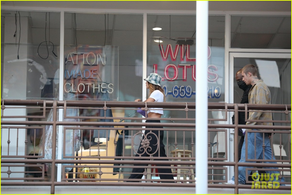 Photo: justin bieber hailey bieber sushi park 34 | Photo 4593199 | Just