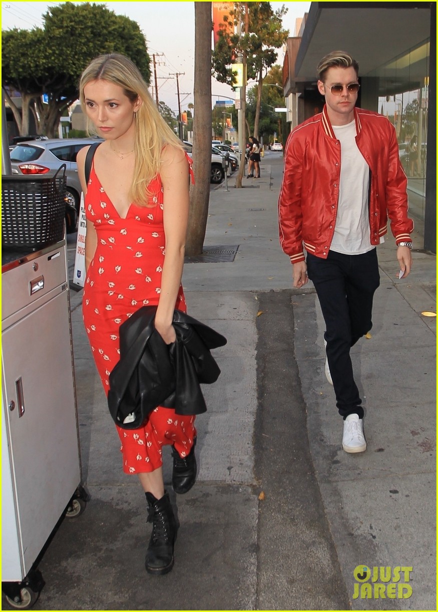 chord overstreet dinner date with rumored girlfriend camelia somers 054588069
