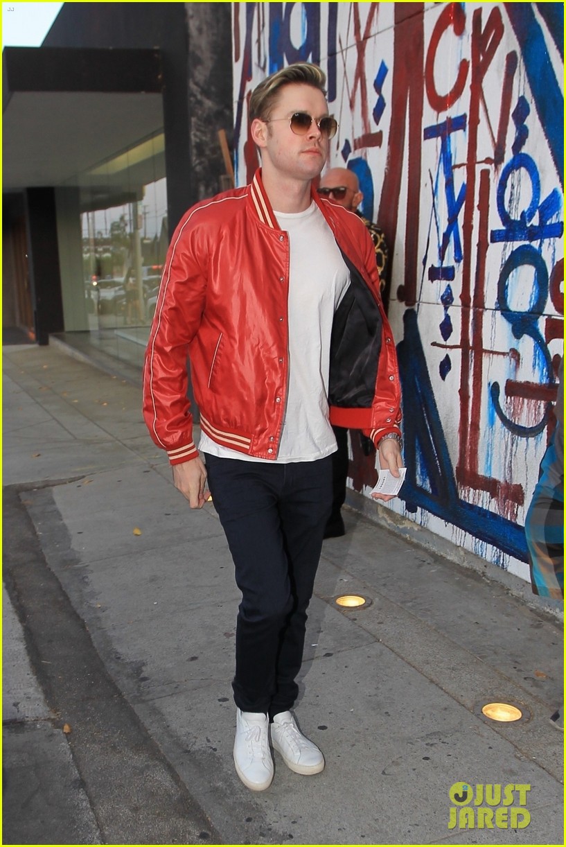 chord overstreet dinner date with rumored girlfriend camelia somers 094588073