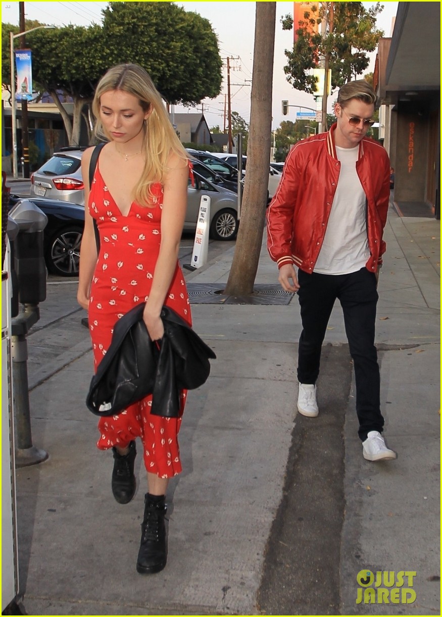 chord overstreet dinner date with rumored girlfriend camelia somers 114588075