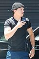 tom holland steps out after zendaya kissing photos surface 06