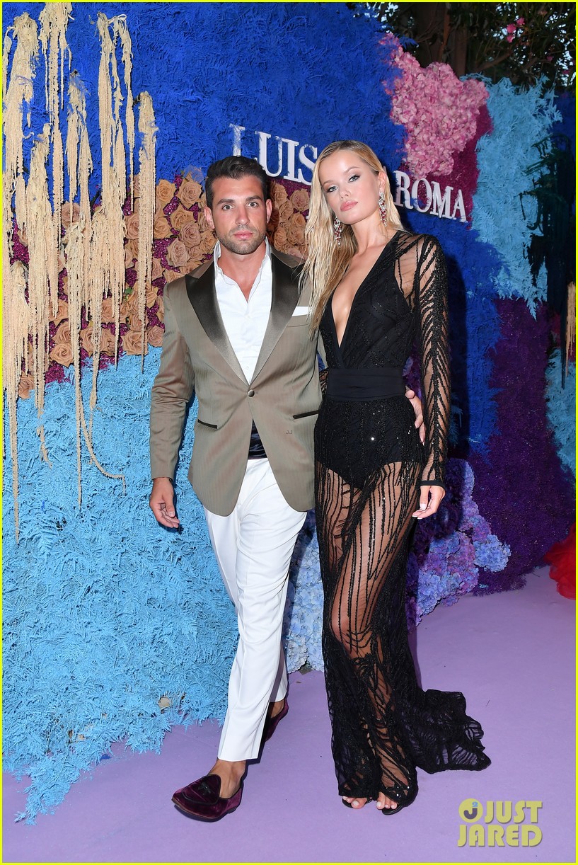 Photo: vanessa hudgens emily ratajkowski attend unicef event italy 16