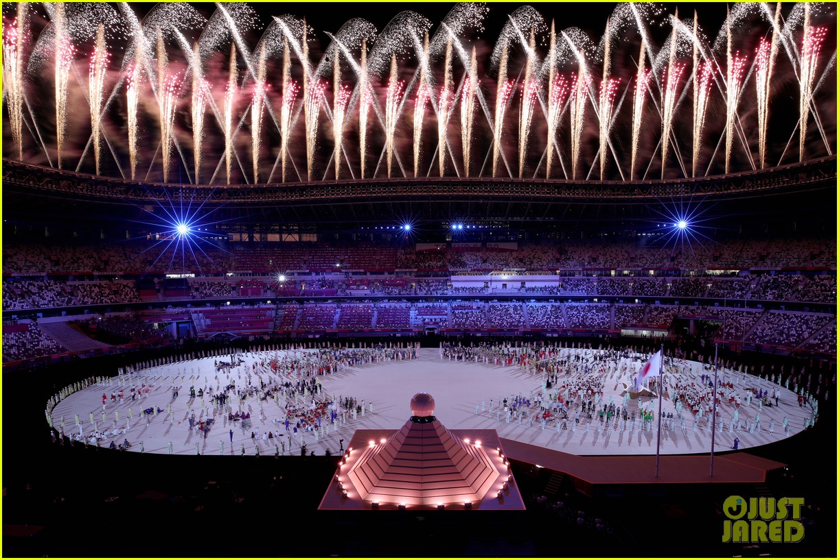 Photo inside the olympics opening ceremony 2021 069 Photo 4593896