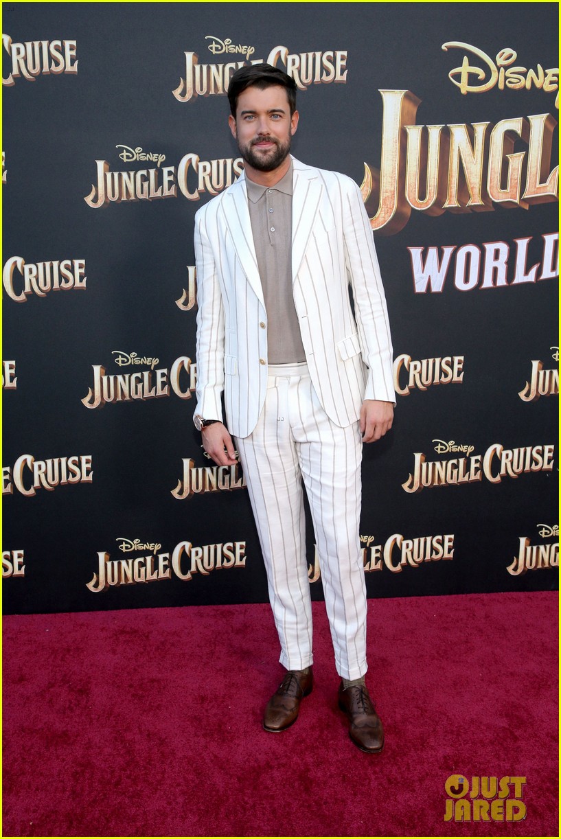 jack whitehall opens up about jungle cruise gay scene 014595478