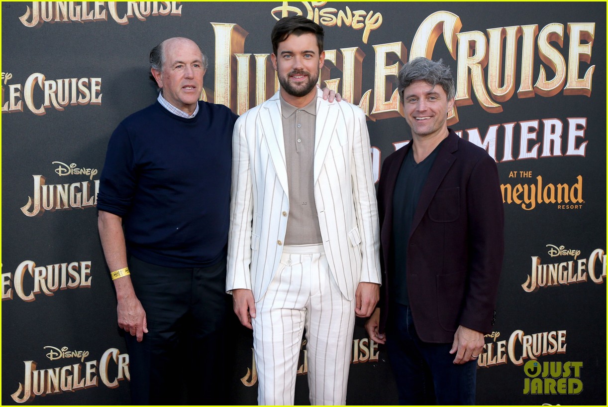 jack whitehall opens up about jungle cruise gay scene 034595480