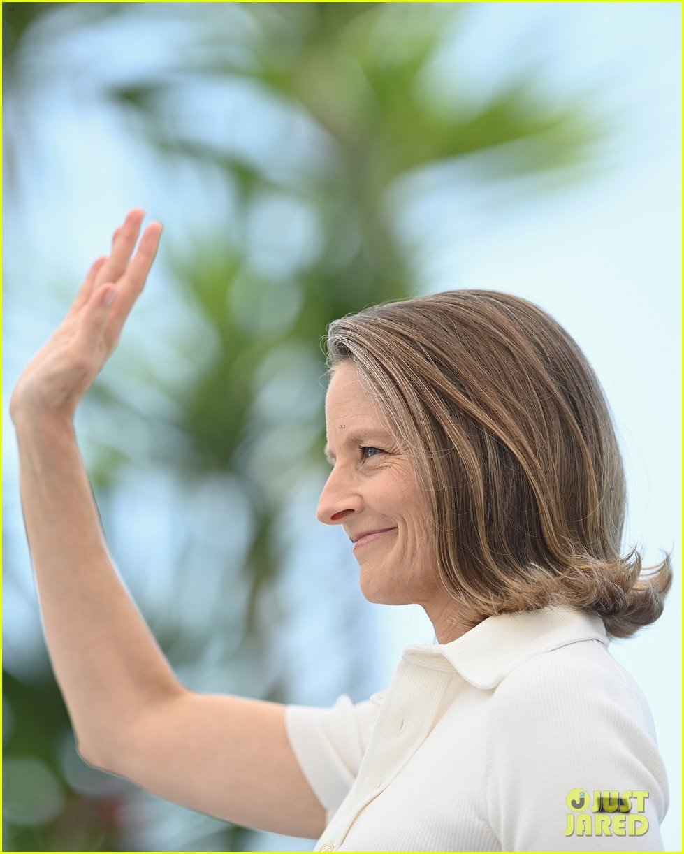 Jodie Foster Receives Lifetime Achievement Award Palme d'Or at Cannes