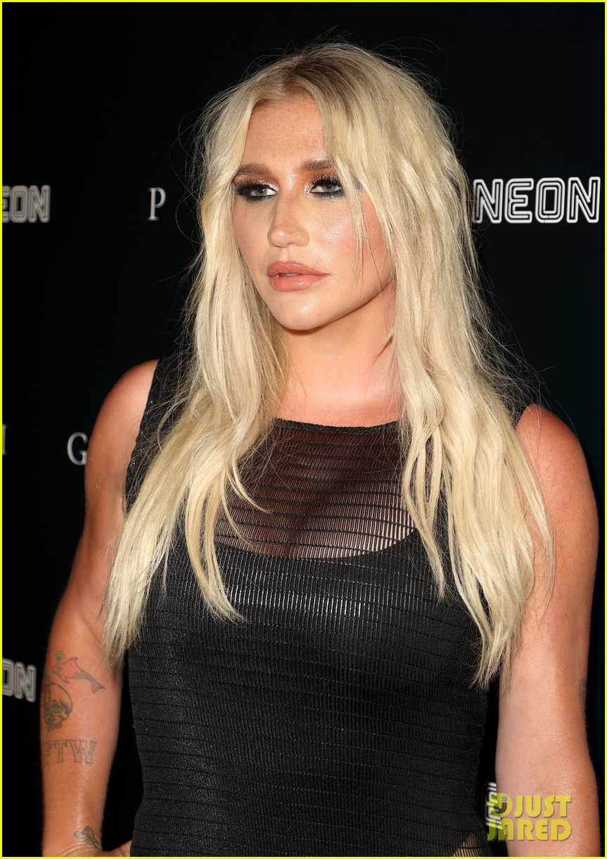 Kesha Wears Sheer Dress To Premiere of 'Pig' in LA: Photo 4588094