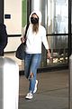 olivia wilde lowkey airport arrival 04