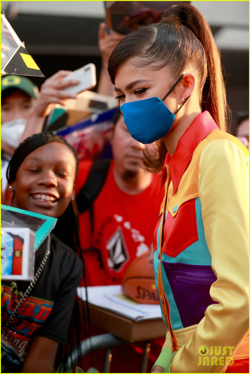 Photo zendaya at space jam legacy premiere 08 Photo 4587491 Just