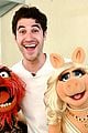 darren criss joined by the muppets at elsie fest 2021 03