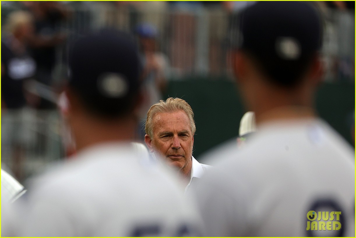 Peacock Orders 'Field Of Dreams' TV Series Based On The Movie Photo