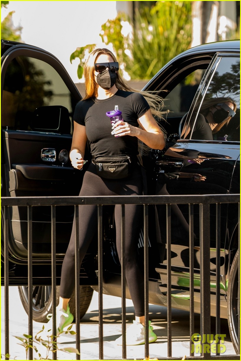 Khloe Kardashian & Tristan Thompson Meet Up to Take True to Dance Class