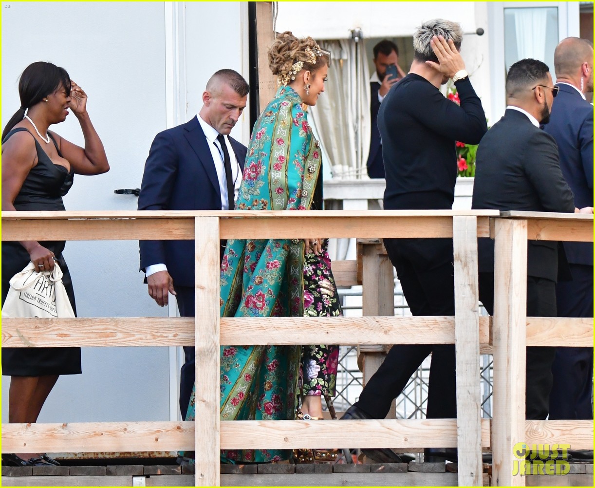 Photo: jennifer lopez regal crystal look dg event venice 55 | Photo