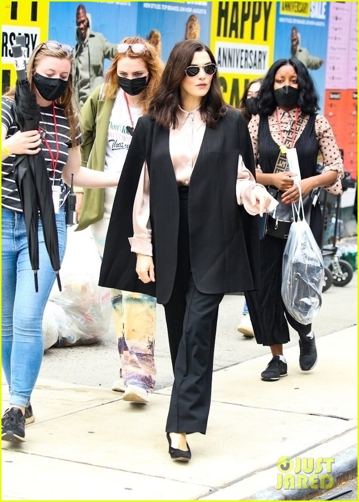 Rachel Weisz Makes A Fashionable Arrival on 'Dead Ringers' Set in NYC