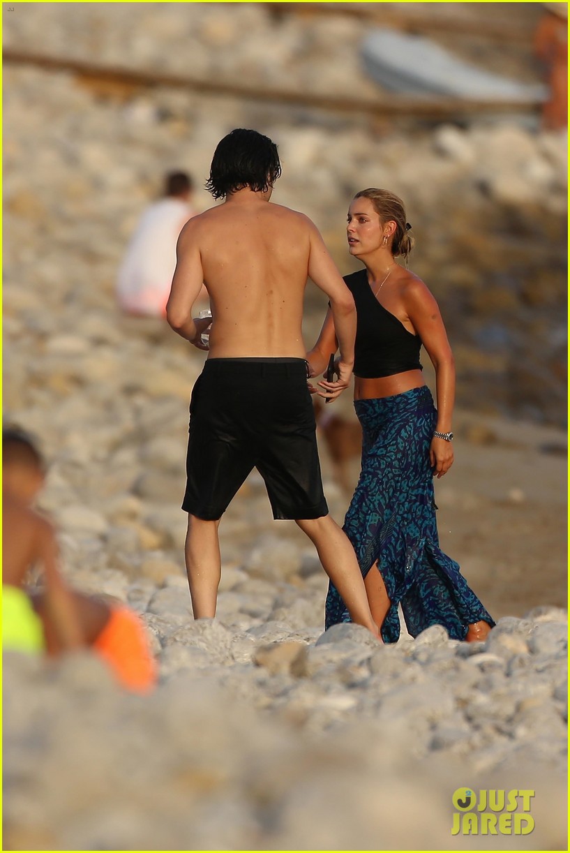 Sebastian Stan Looks So Cute with Girlfriend Alejandra Onieva While