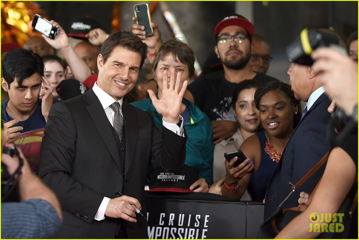 tom cruise car stolen while filming mission impossible 024610702