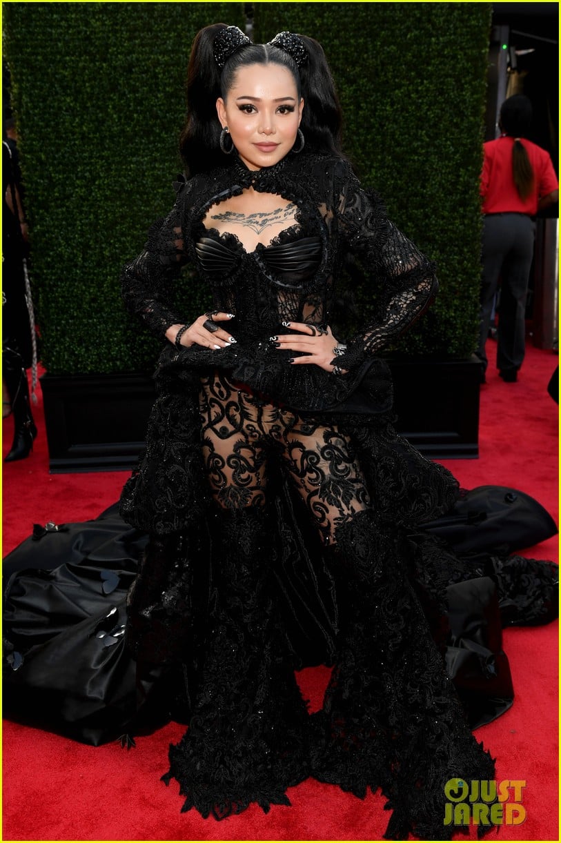 Bella Poarch Strikes a Pose At the MTV VMAs 2021: Photo 4621236