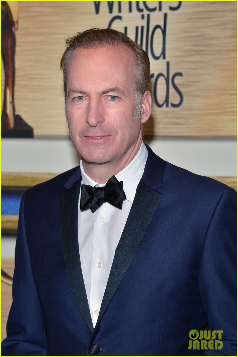 Bob Odenkirk Returns to 'Better Call Saul' Set After Heart Attack(02)