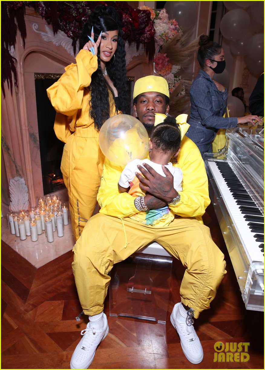 cardi b offset welcome baby number two 04