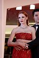 jessica chastain oscar isaac scenes from a marriage venice photo call 11