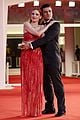 jessica chastain oscar isaac scenes from a marriage venice photo call 24