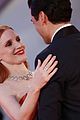 jessica chastain oscar isaac scenes from a marriage venice photo call 38