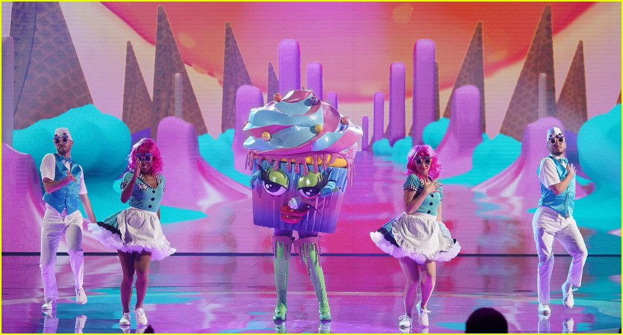 who is cupcake on the masked singer 024635090