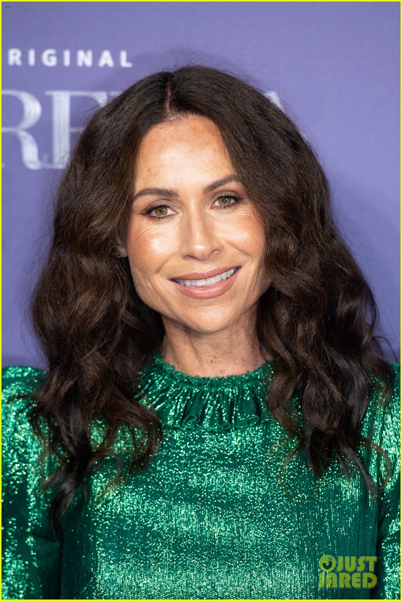 minnie driver travels to london for uk premiere of cinderella 064613978