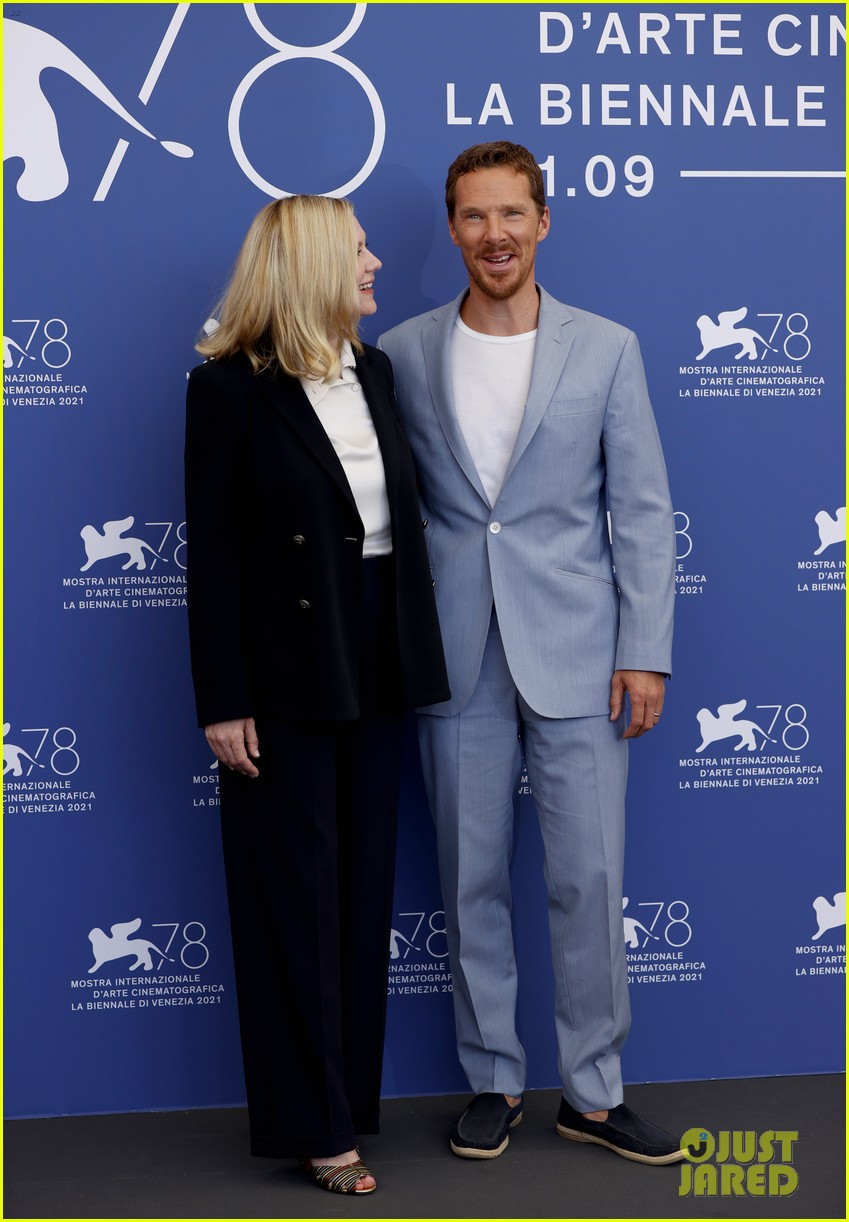 Kirsten Dunst & Benedict Cumberbatch Promote 'Power of the Dog' in Venice Photo 4613555