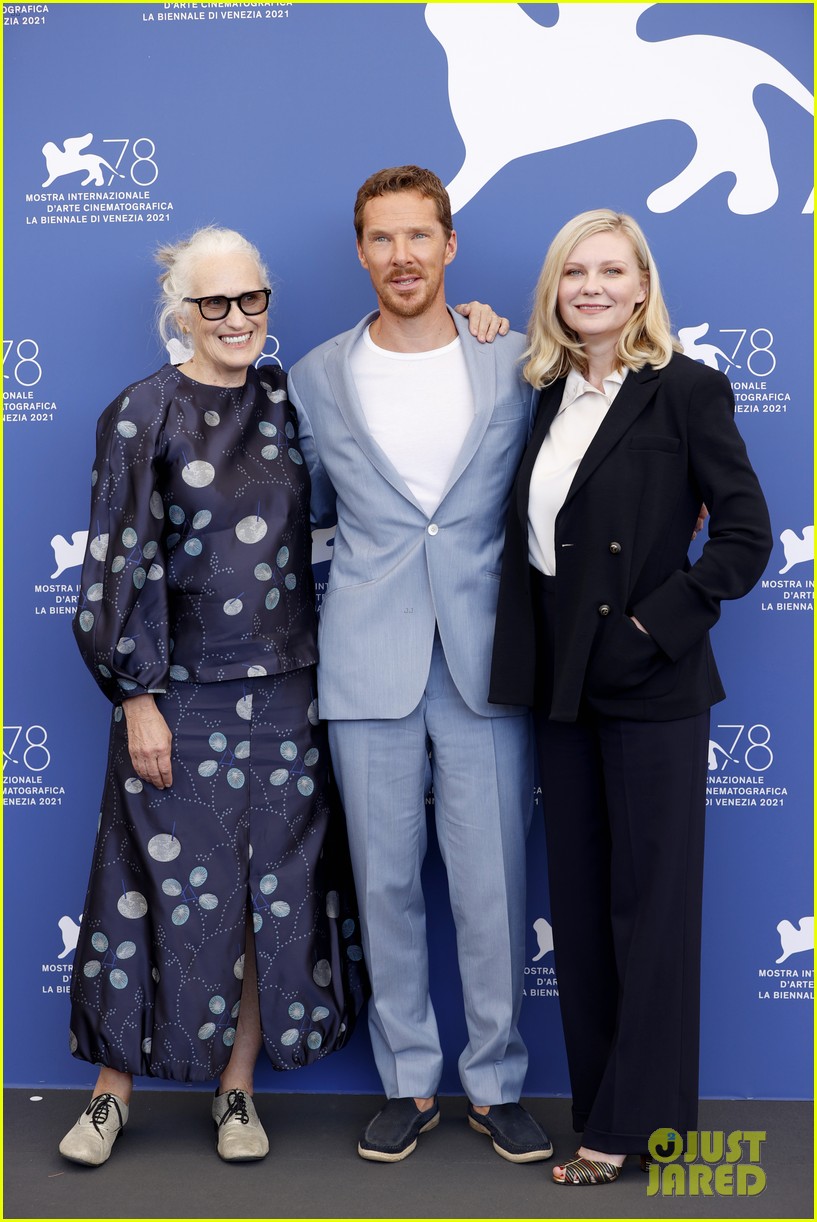 Kirsten Dunst & Benedict Cumberbatch Promote 'Power of the Dog' in Venice Photo 4613558