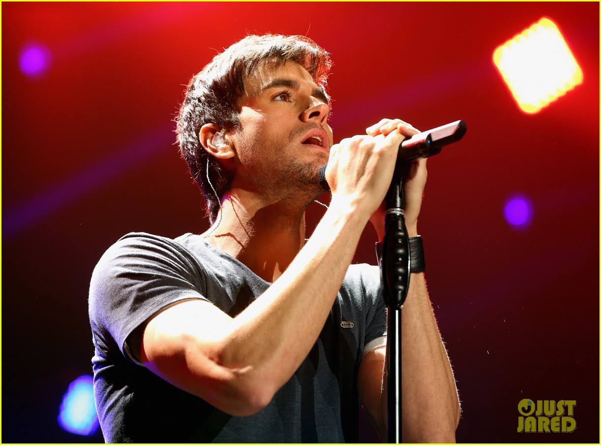 Enrique Iglesias Says His Album 'Might' Be His Last Photo
