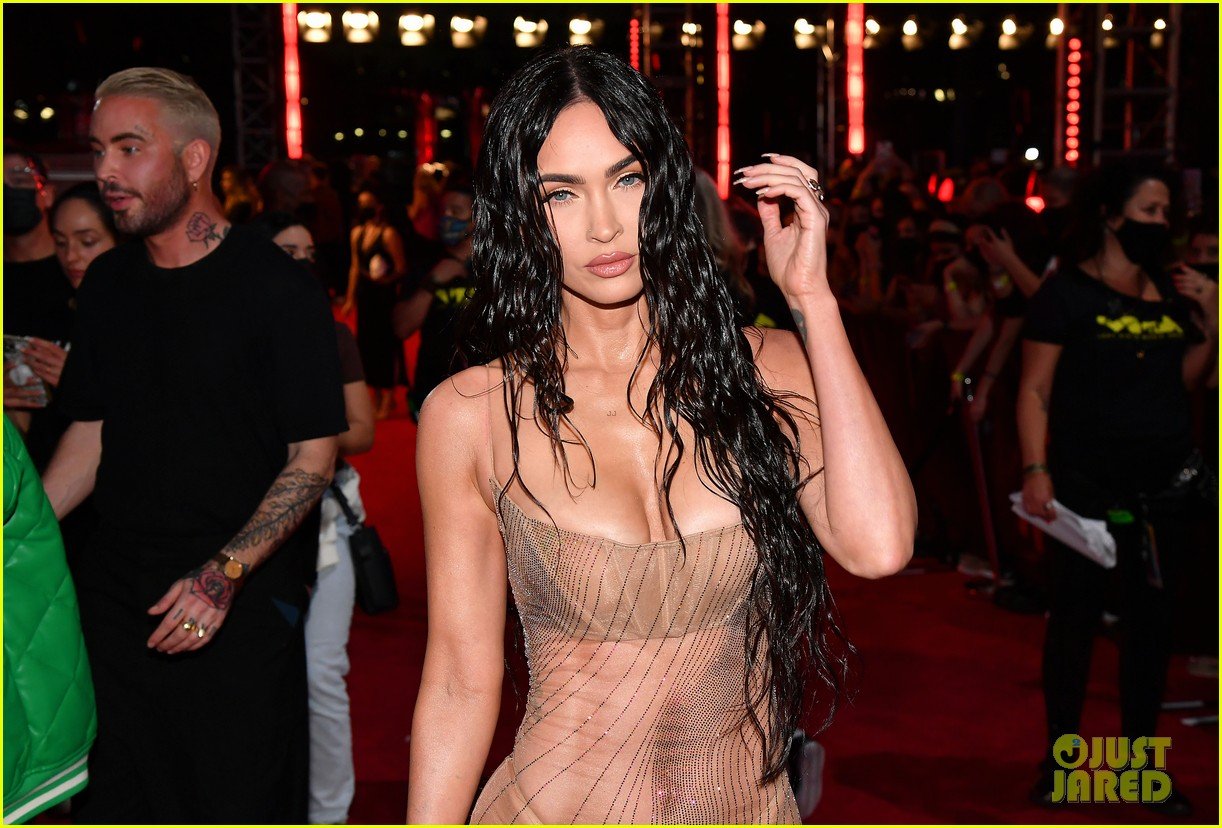 Photo megan fox machine gun kelly mtv vmas 2021 14 Photo 4621170