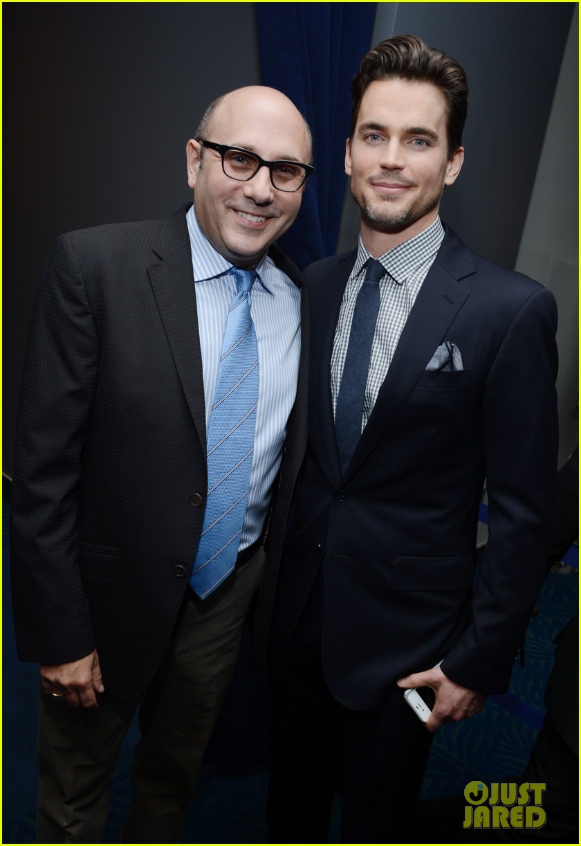 Matt Bomer, Cynthia Nixon & More Pay Tribute To Willie Garson: Photo