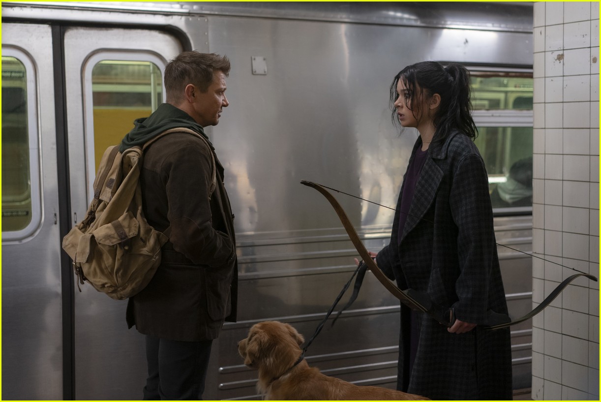 Jeremy Renner & Hailee Steinfeld's 'Hawkeye' Trailer Debuts First