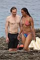 tom hiddleston zawe ashton share a kiss vacation in ibiza 07