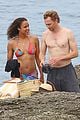 tom hiddleston zawe ashton share a kiss vacation in ibiza 26