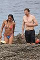 tom hiddleston zawe ashton share a kiss vacation in ibiza 34
